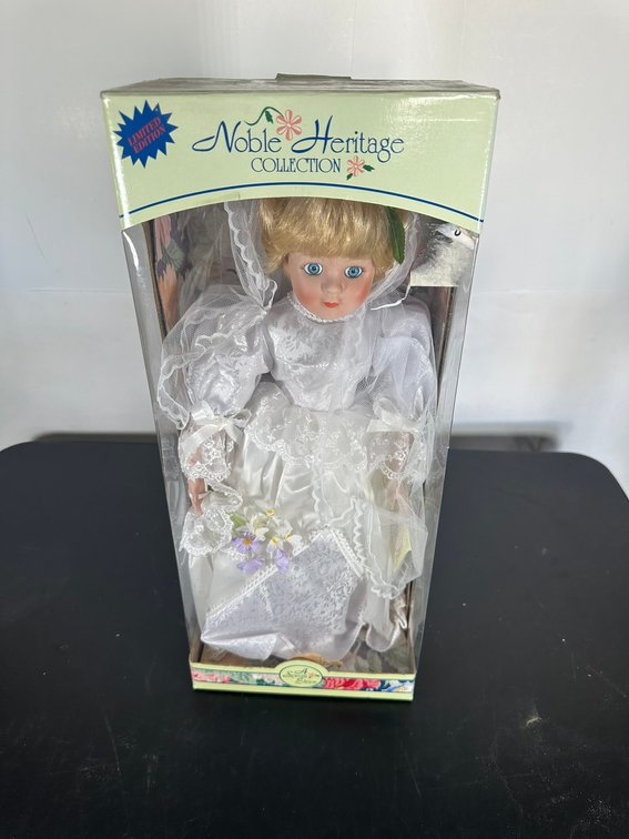 Image for THRIFT STORE LIQUIDATION - Absolute