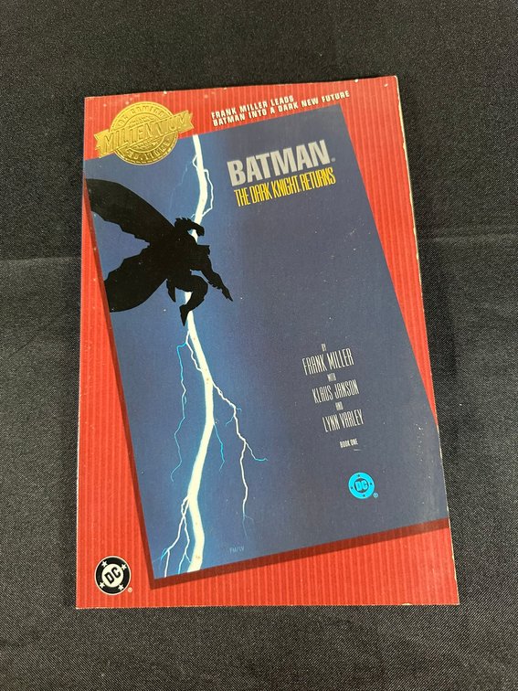 Image for COMICS & COLLECTIBLES