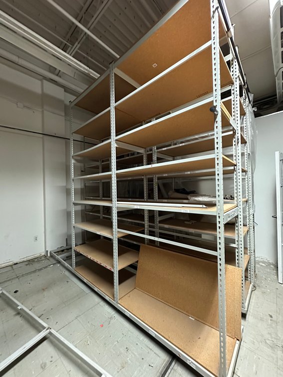 Image for **SHORT NOTICE** IMMERSIVE EXPERIENCE LIQUIDATION - ABSOLUTE