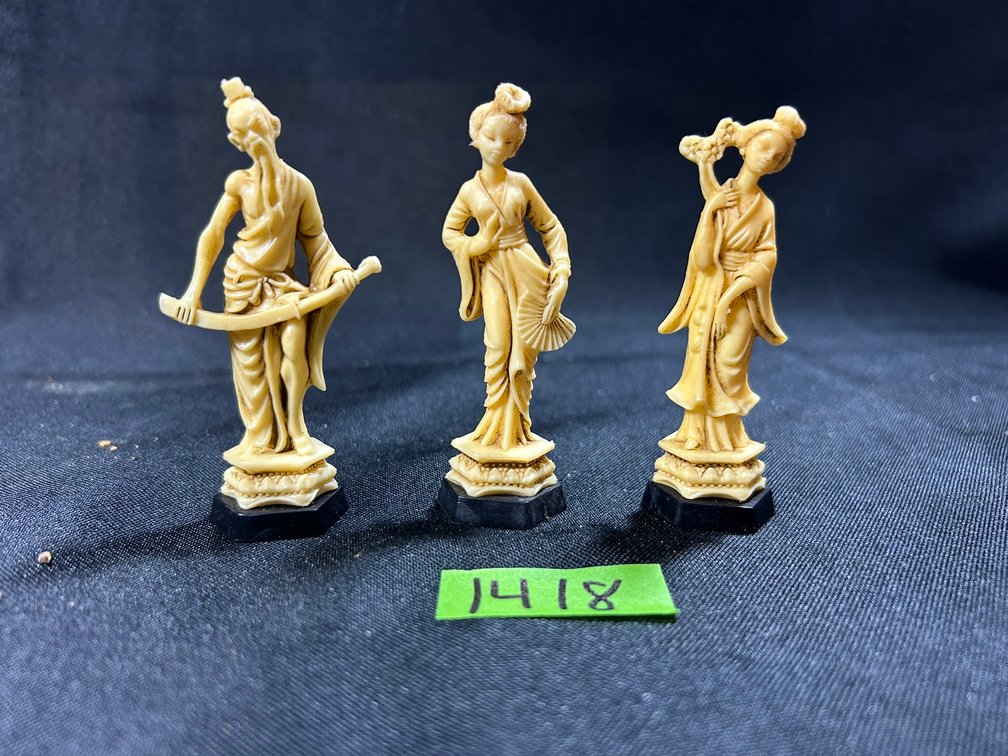 Image for DAY 2 of 3 - ANTIQUES & COLLECTIBLES - ABSOLUTE