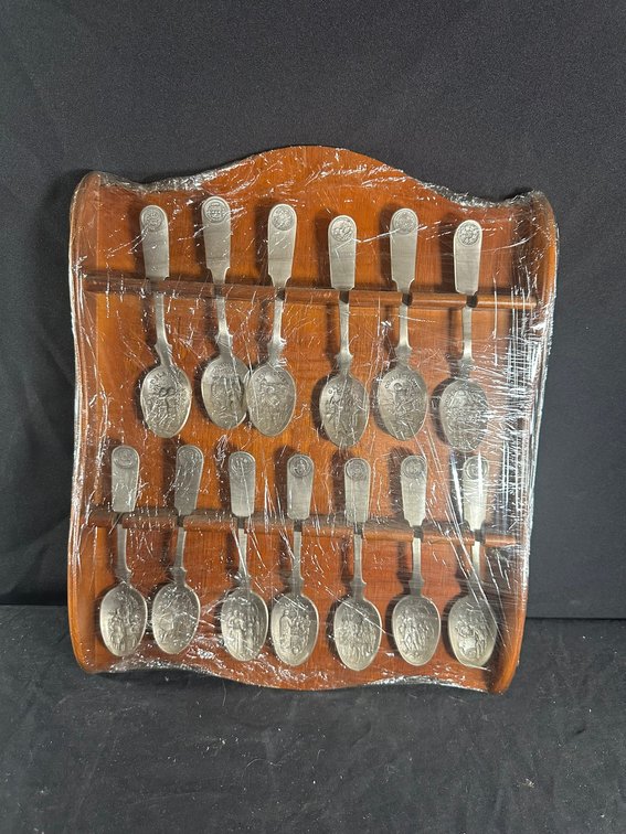 Image for DAY 1 of 3 - ANTIQUES & COLLECTIBLES - ABSOLUTE