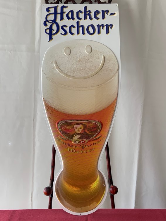 Image for BEER MEMORABILIA - NEON SIGNS, MIRRORS, GLASSWARE - ABSOLUTE
