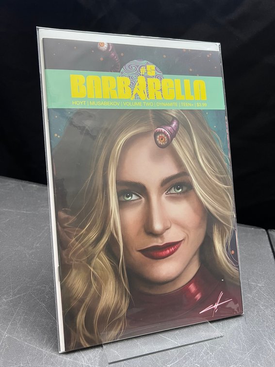 Image for COMICS & COLLECTIBLES - 600+ LOTS