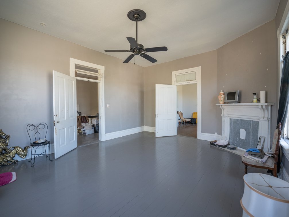 Image for 5 Bedroom / 3 Bathroom Victorian Style Home in Americus, GA