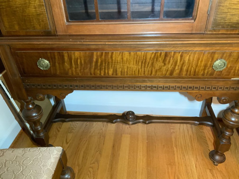 Image for VINTAGE DINING AND BEDROOM FURNITURE - ONLINE ONLY