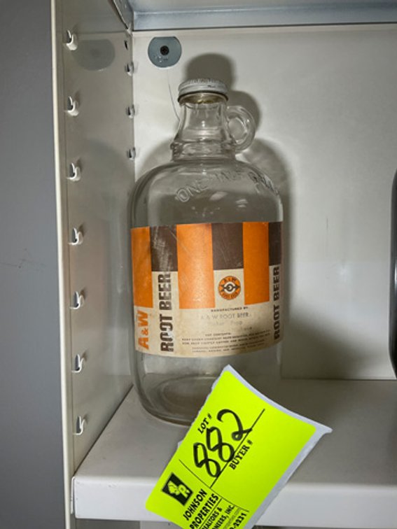 Image for Round 2: Things from the Past Antiques & Collectibles
