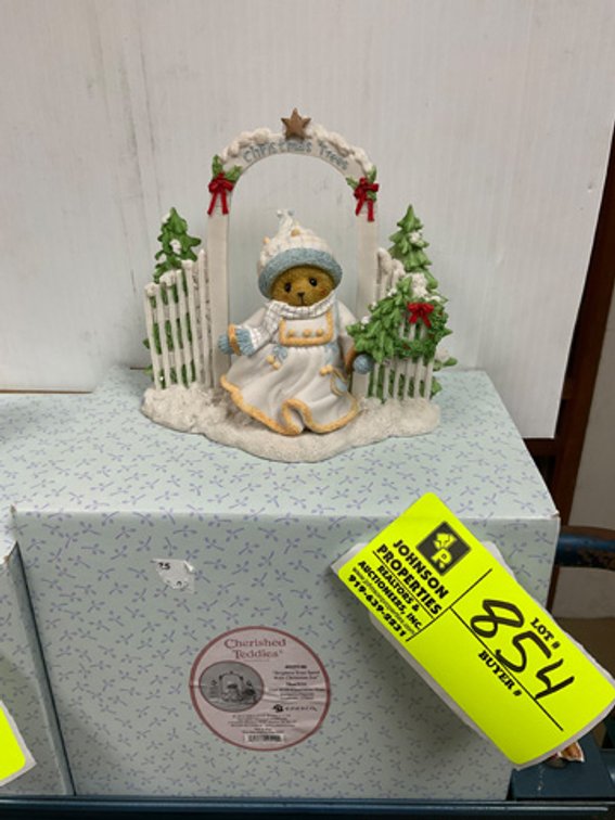 Image for Round 2: Things from the Past Antiques & Collectibles