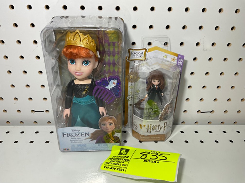 Image for Round 2: Things from the Past Antiques & Collectibles