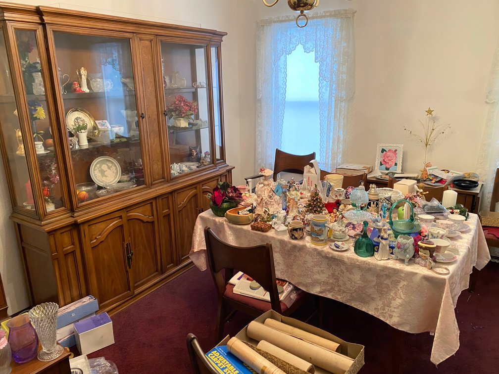 Image for ONLINE ONLY: Vintage Collectible Dolls & Home Contents Auction