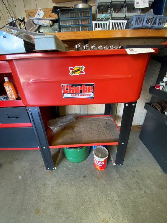 Image for Toledo Home & Garage Contents Auction: 1990 Ford Thunderbird, Tools & More