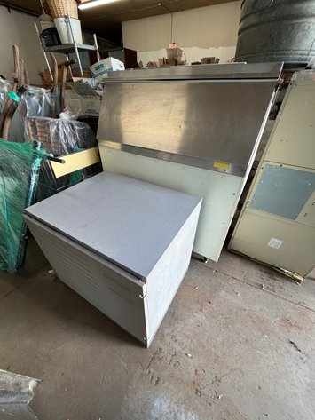 Image for Restaurant Equipment, Furniture and Personal Property Auction