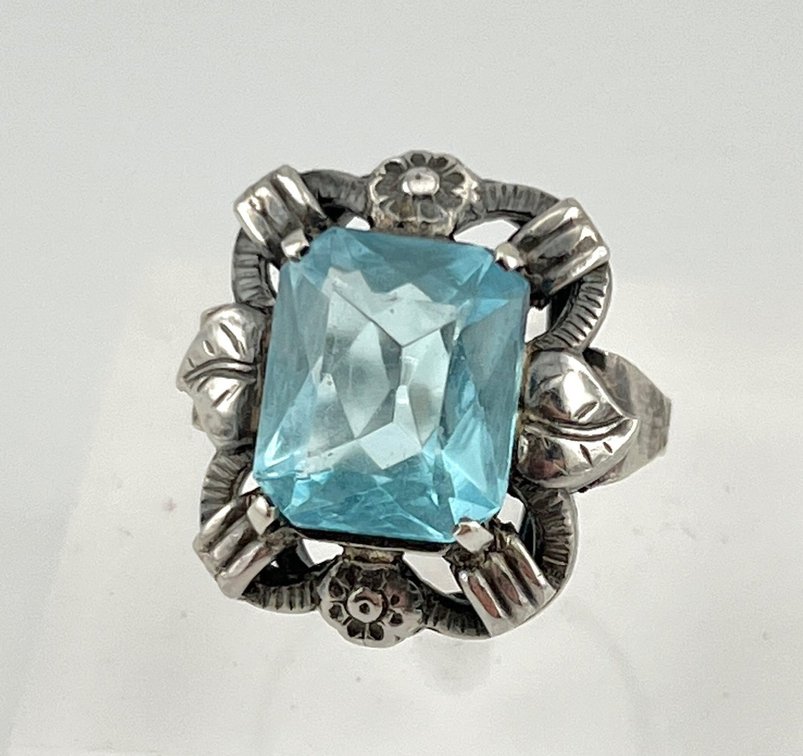 Image for Exquisite Estate Jewelry Online Auction