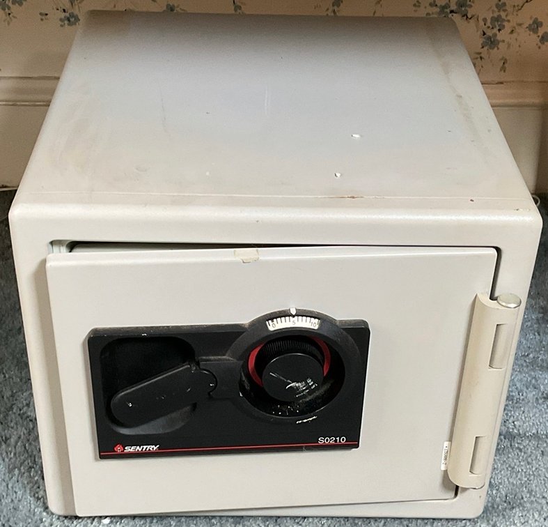 Image for Cheyney Estate Auction – Vehicles, Jewelry, Art & Collectibles