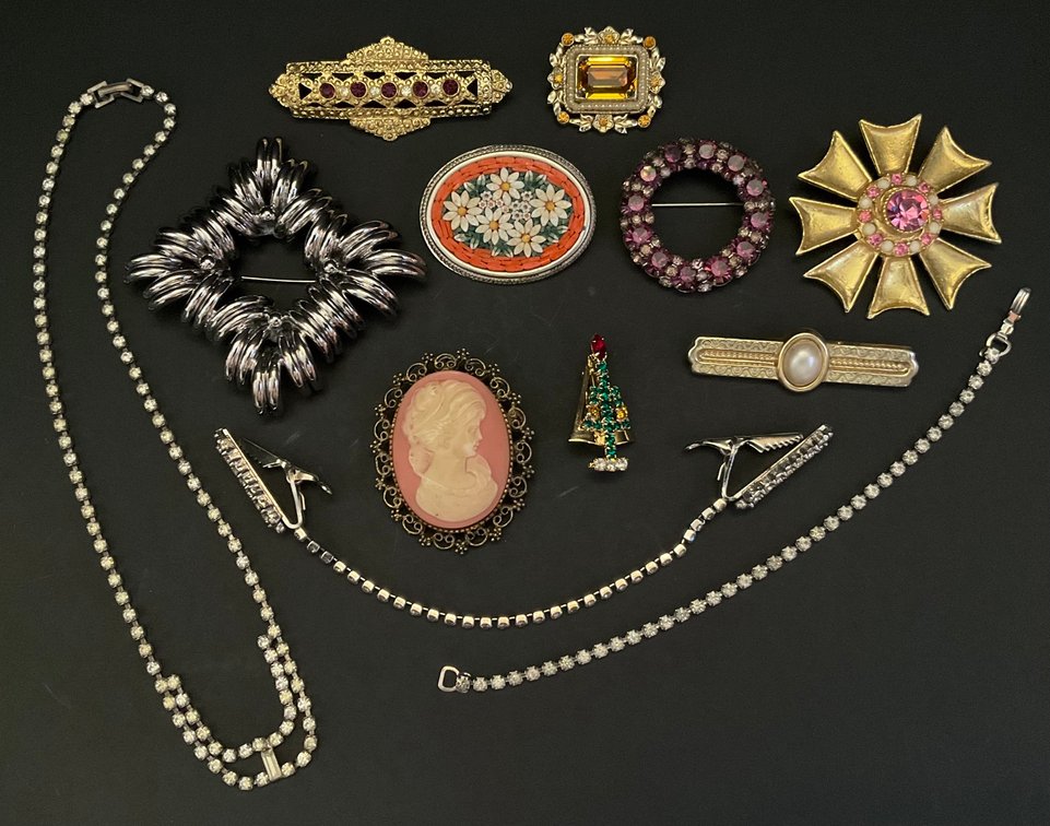 Image for FAR 727- Marvelous Multi-Estate Auction