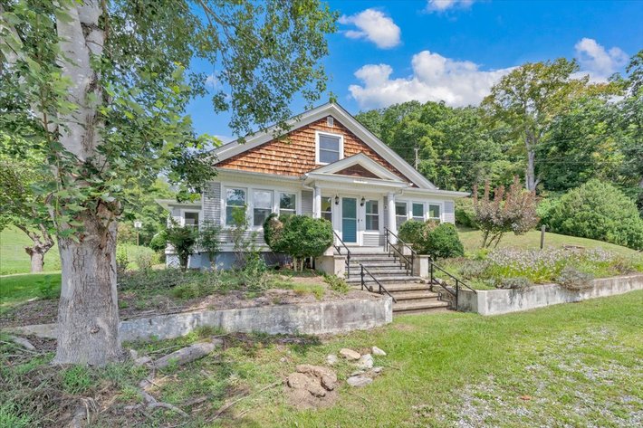 Image for FAR 756 - Your Giles Co. Country Home