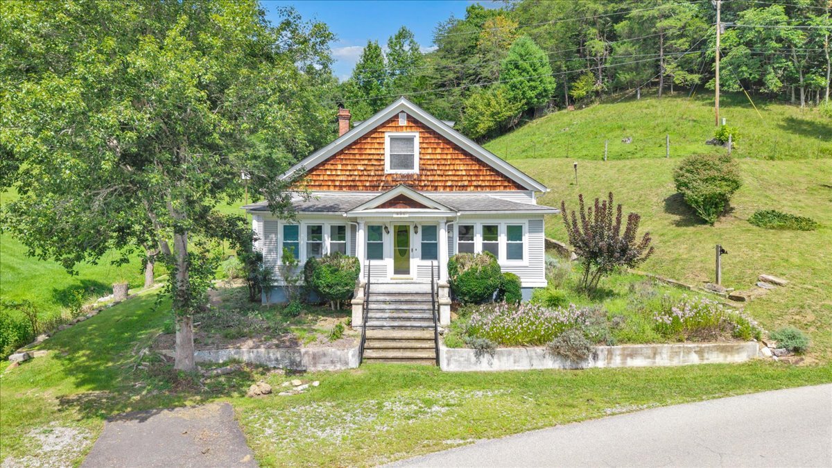 Image for FAR 756 - Your Giles Co. Country Home