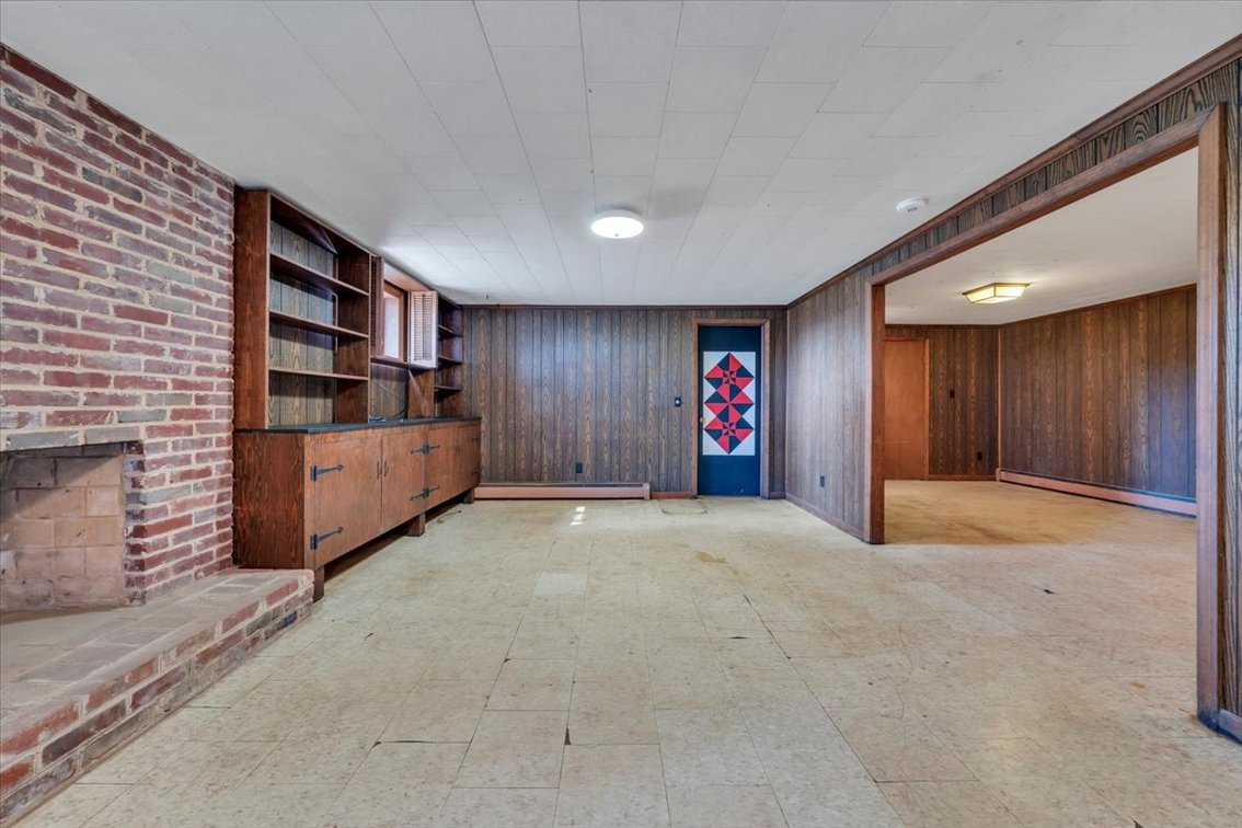 Image for FAR 757 - Roanoke Real Estate Opportunity-Nice Brick Ranch!
