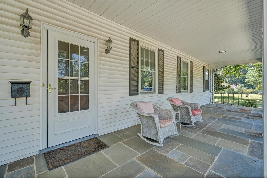 Image for FAR 763 - History and Character - Appomattox, VA Real Estate