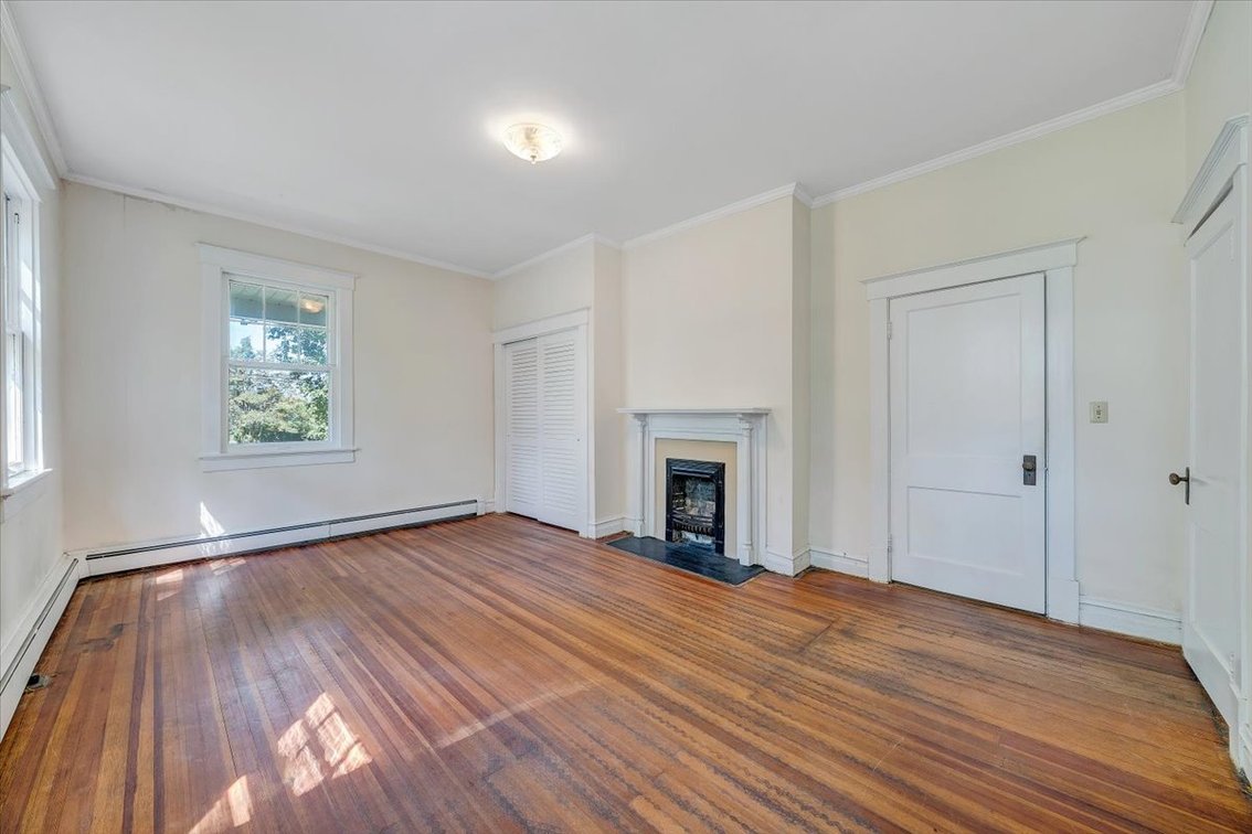 Image for FAR 763 - History and Character - Appomattox, VA Real Estate
