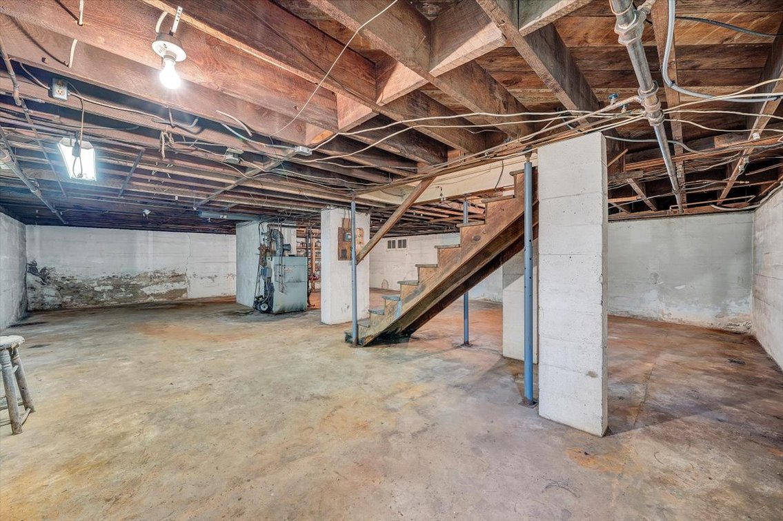 Image for FAR 763 - History and Character - Appomattox, VA Real Estate