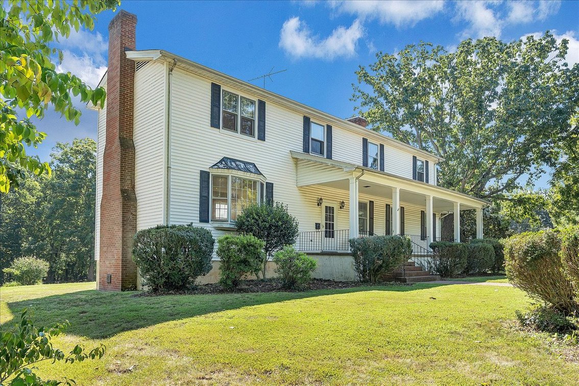 Image for FAR 763 - History and Character - Appomattox, VA Real Estate