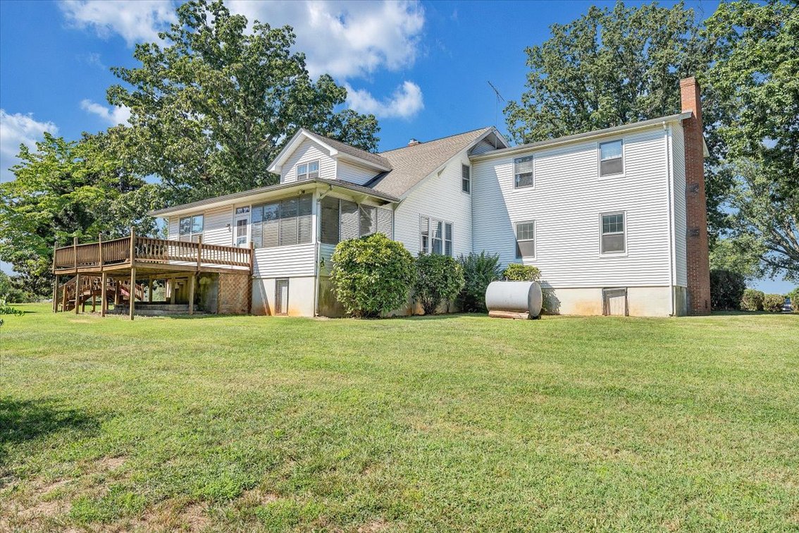 Image for FAR 763 - History and Character - Appomattox, VA Real Estate