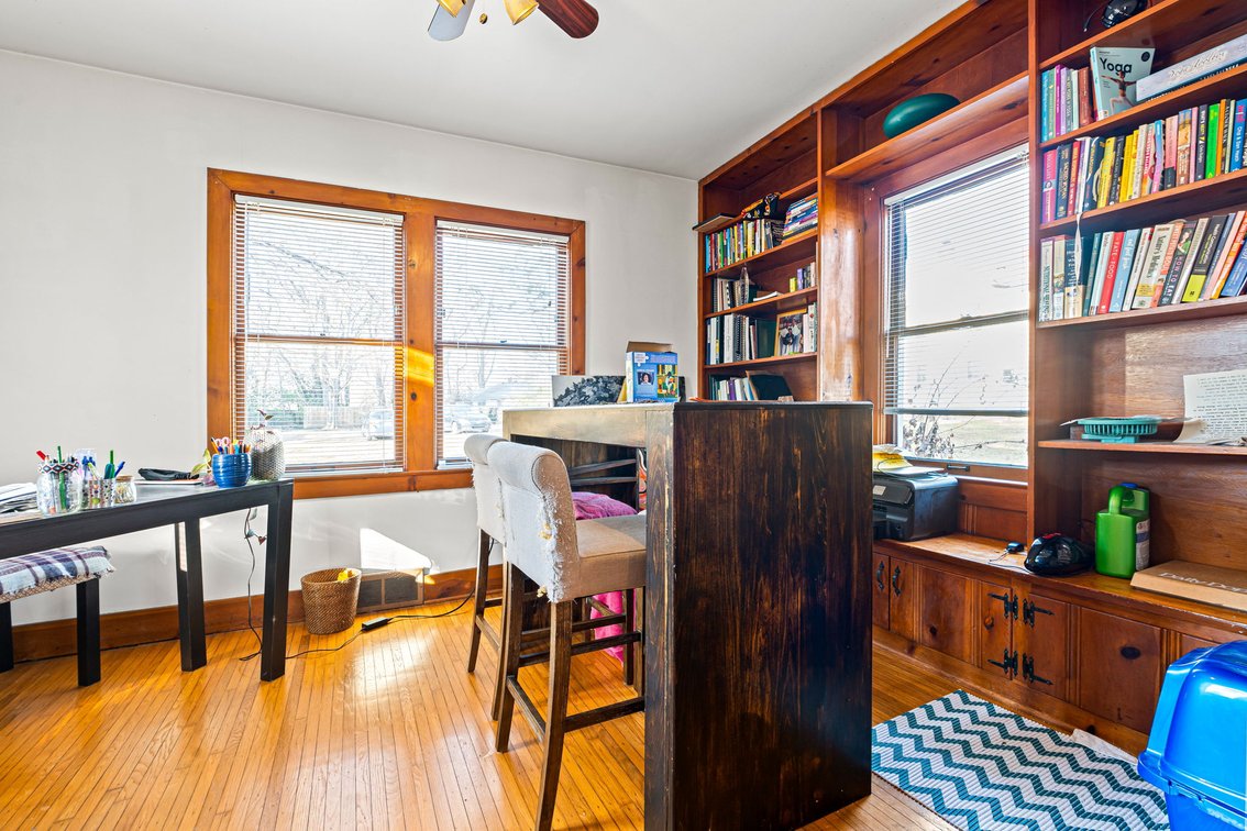 Image for 164 N Galt Ave-ONLINE AUCTION ONLY-BIDDING HAS STARTED