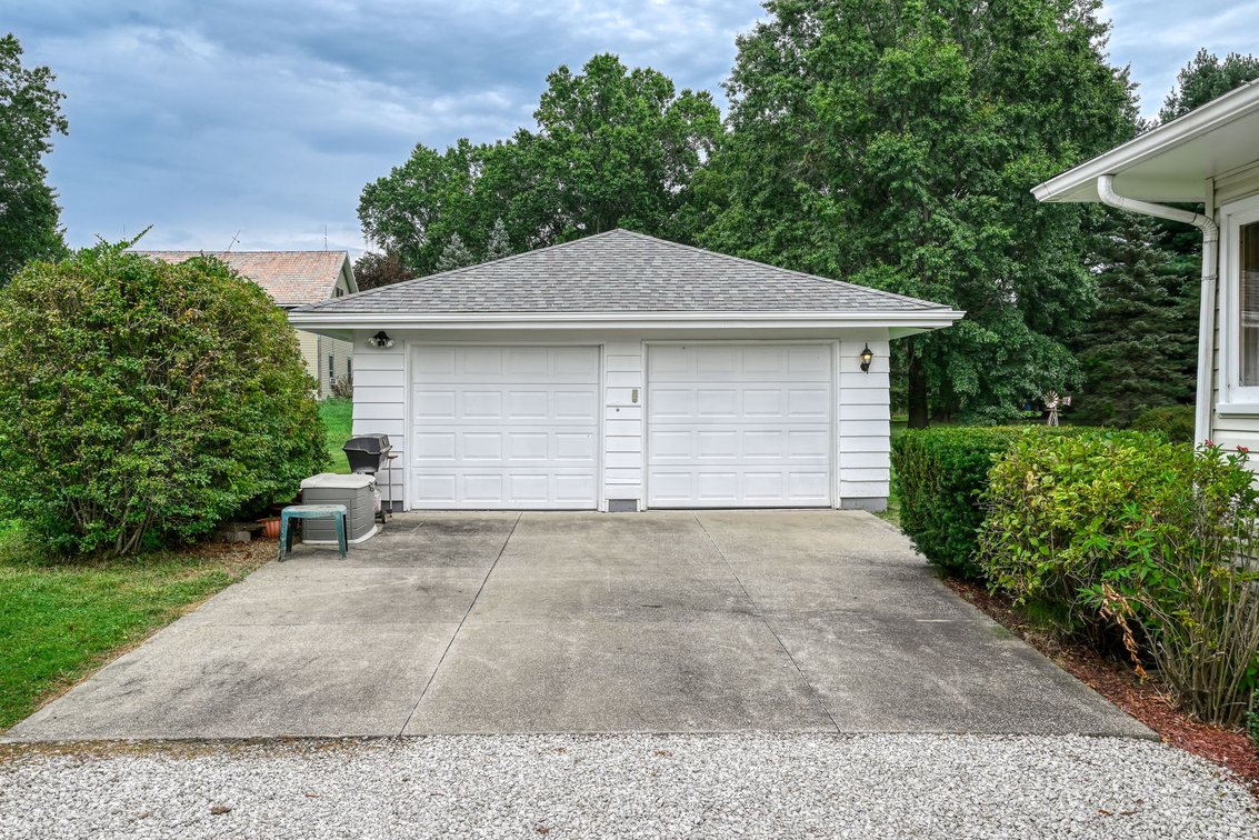 Image for REAL ESTATE AUCTION • 3962 COOK RD ROOTSTOWN OH 44272
