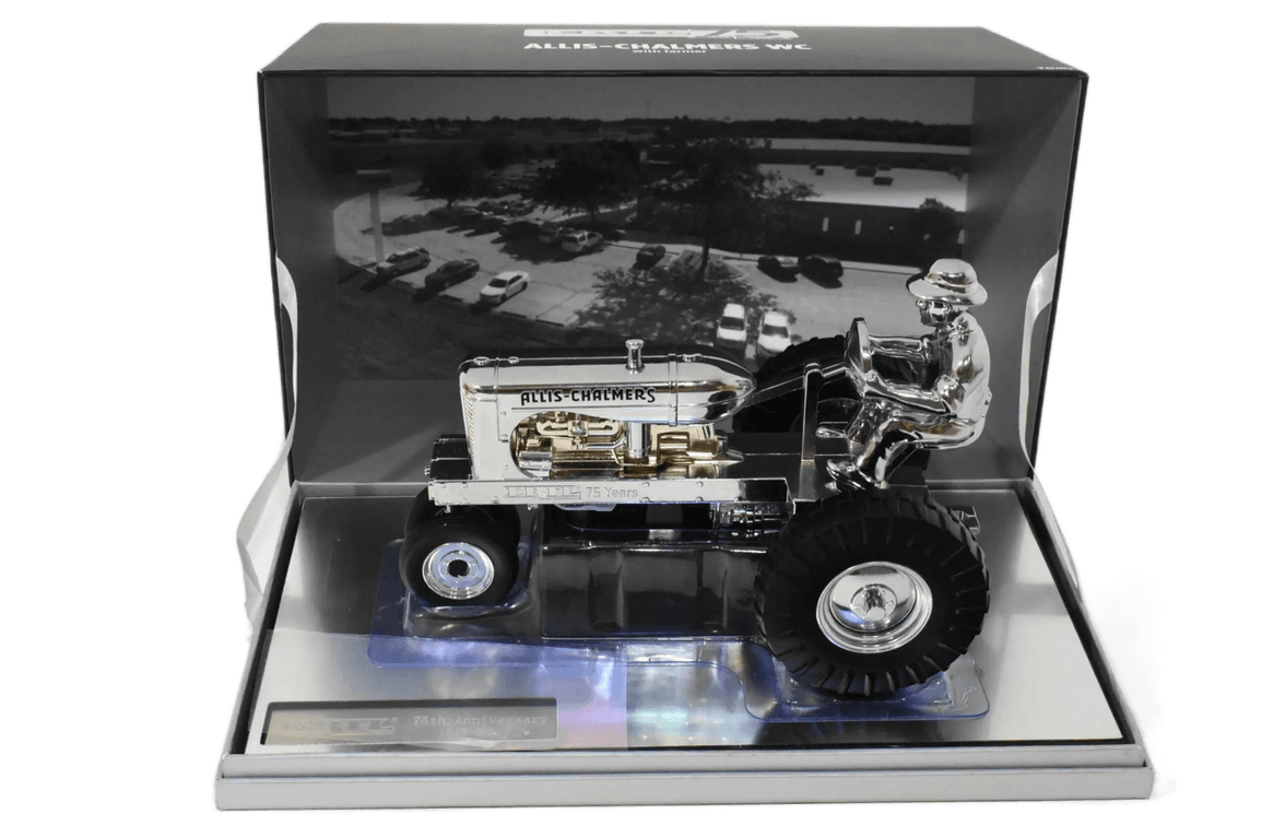 Image for HUGE June Farm Toy and Memorabilia Auction