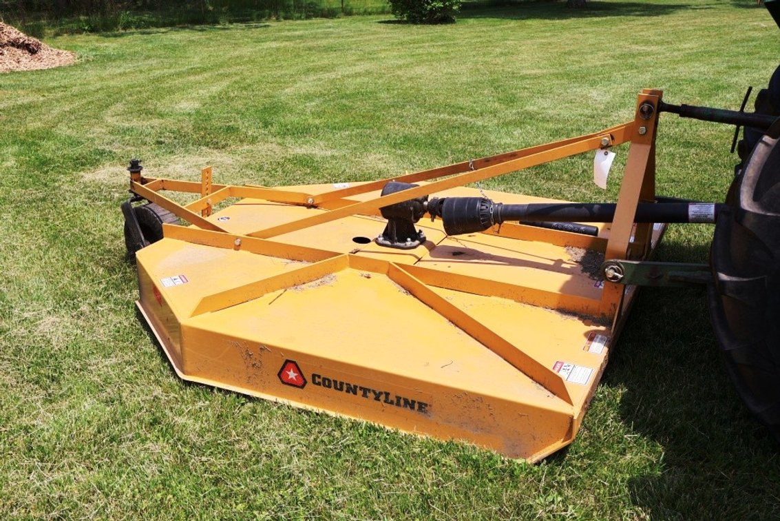 Image for South Lyon Estate Auction