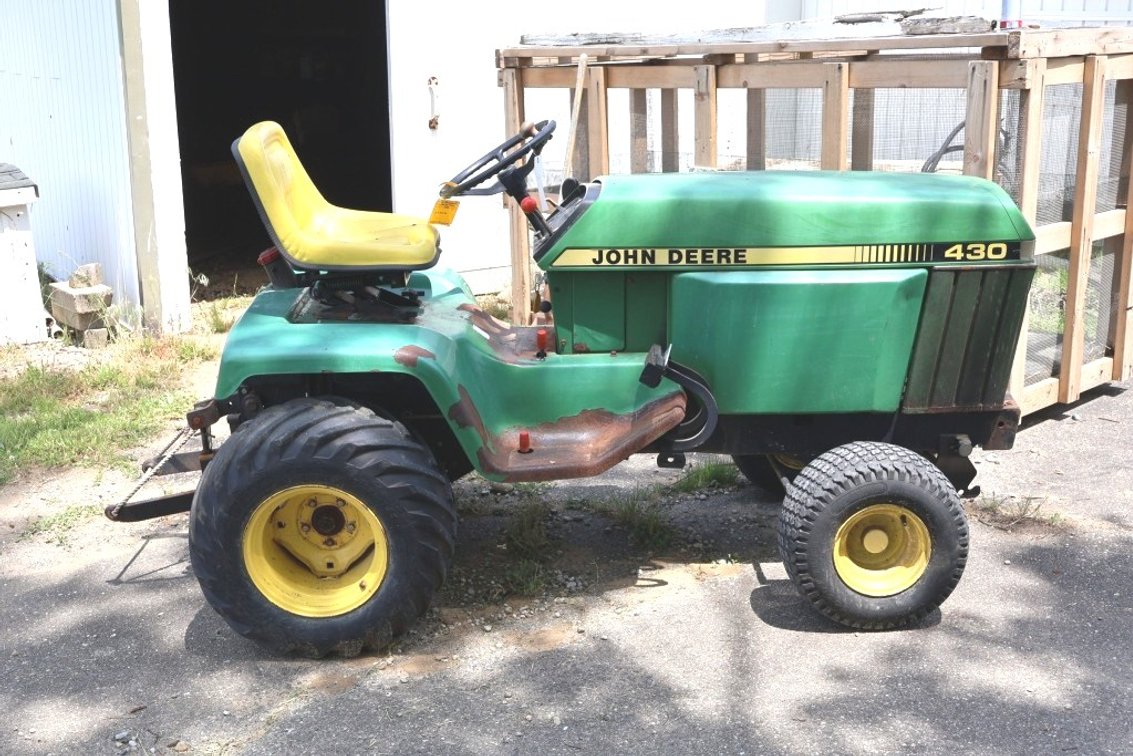 Image for South Lyon Estate Auction