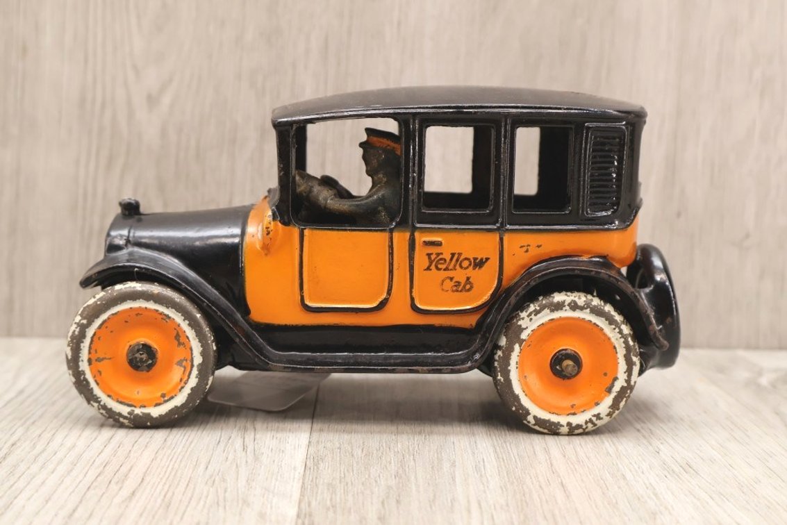 Image for Amazing Cast Iron Toy & Cast Iron Stove ONLINE ONLY Auction