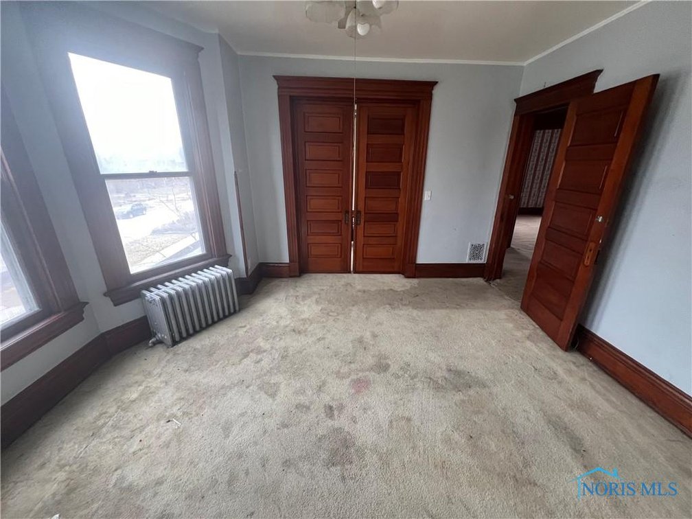 Image for MINIMUM BID AUCTION $60,000! 2103 Glenwood Ave