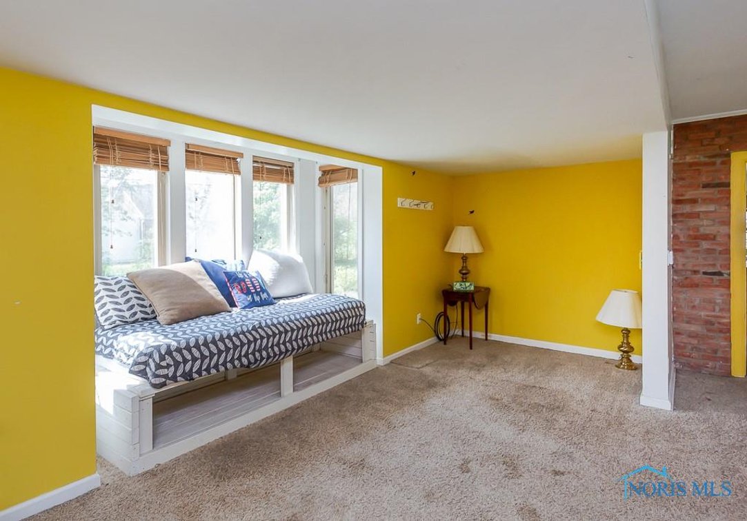 Image for MINIMUM BID AUCTION $129,000! 1034 Nela Pkwy