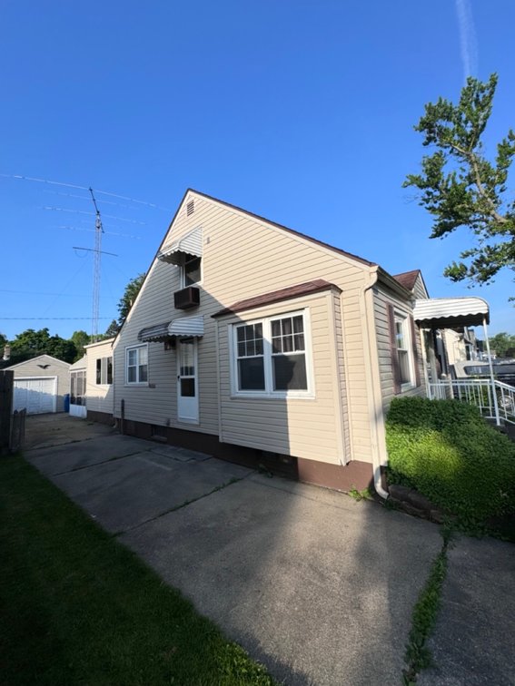 Image for MINIMUM BID AUCTION $49,000! 3133 Cragmoor Ave