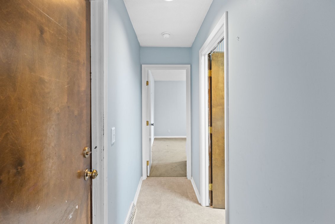 Image for MINIMUM BID AUCTION $250,000! 2427 Knights Hill Lane