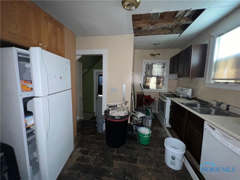 Image for MINIMUM BID AUCTION $70,000! 4548 Commonwealth Ave