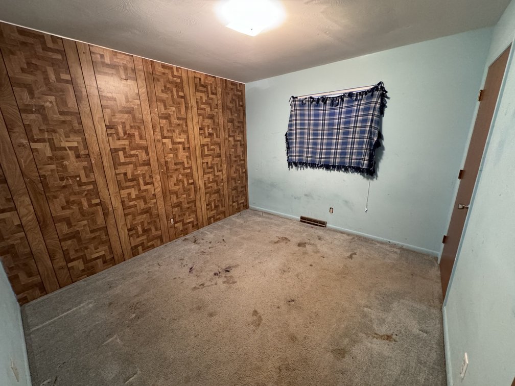 Image for MINIMUM BID AUCTION $79,000! 818 Woodlawn Dr