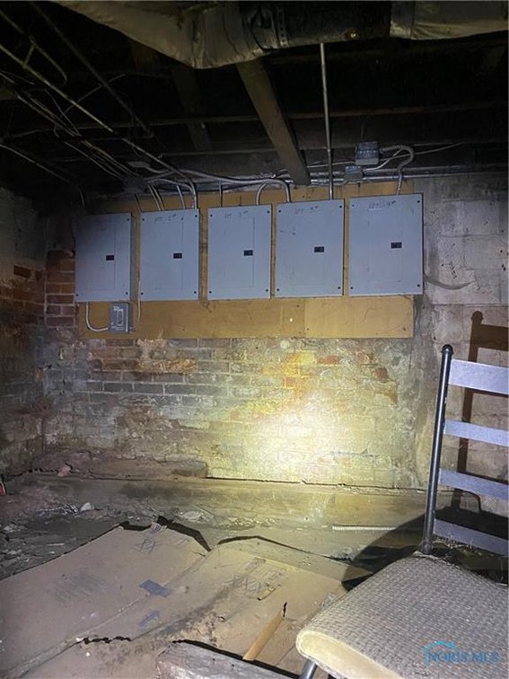 Image for MINIMUM BID AUCTION $40,000! 325 Eastern Ave