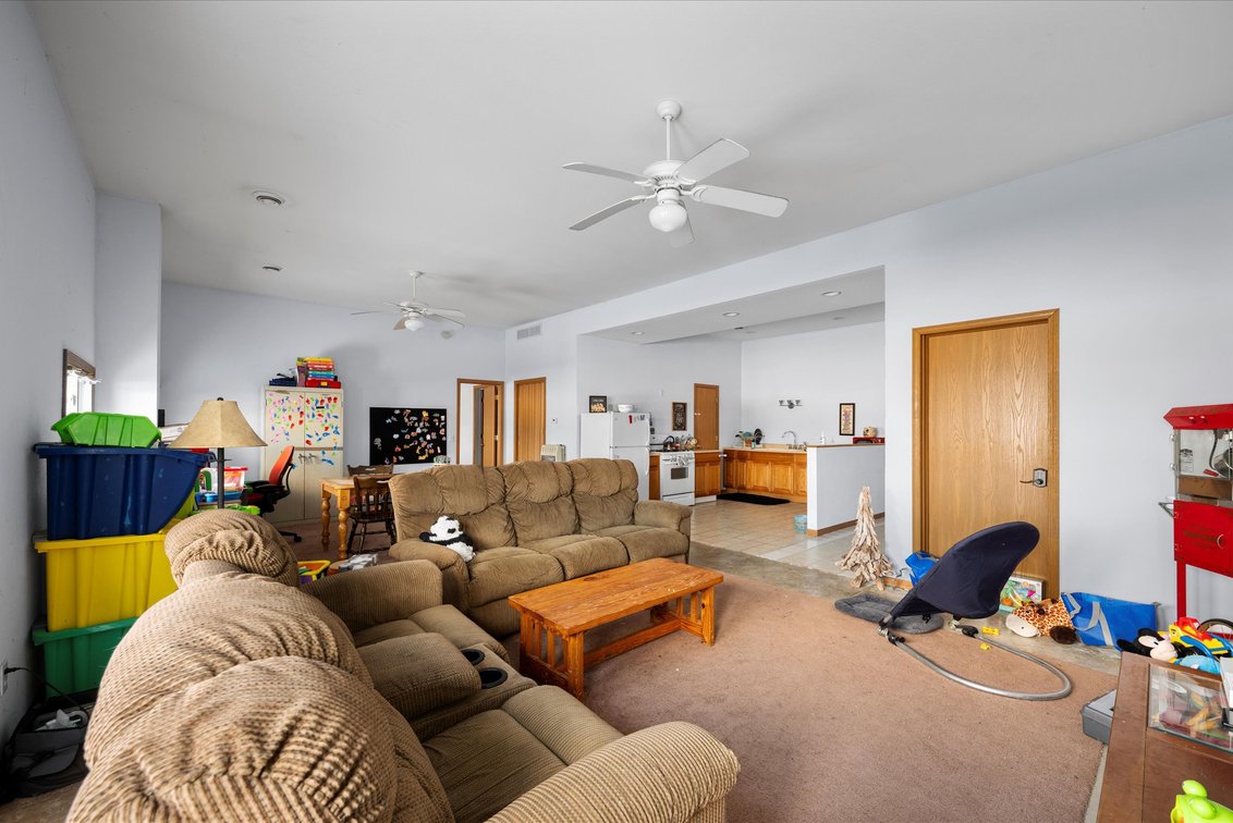 Image for MINIMUM BID AUCTION $499,000! 14614 King Rd