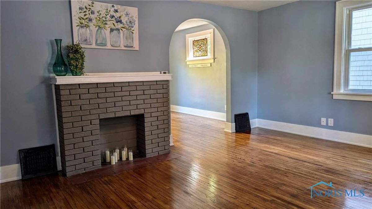 Image for MINIMUM BID AUCTION $99,000! 1226 South St