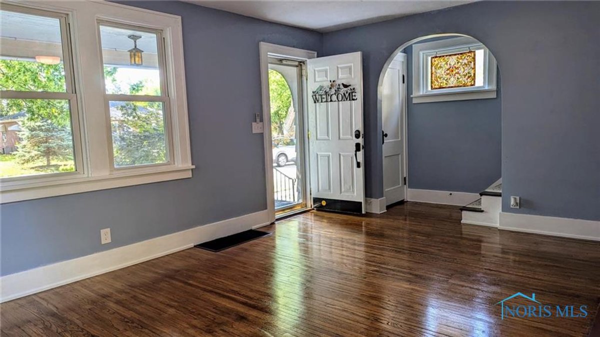 Image for MINIMUM BID AUCTION $99,000! 1226 South St