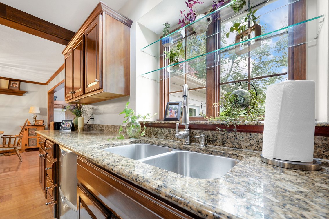 Image for SOLD PRIOR TO AUCTION! 940 Wentworth Ave