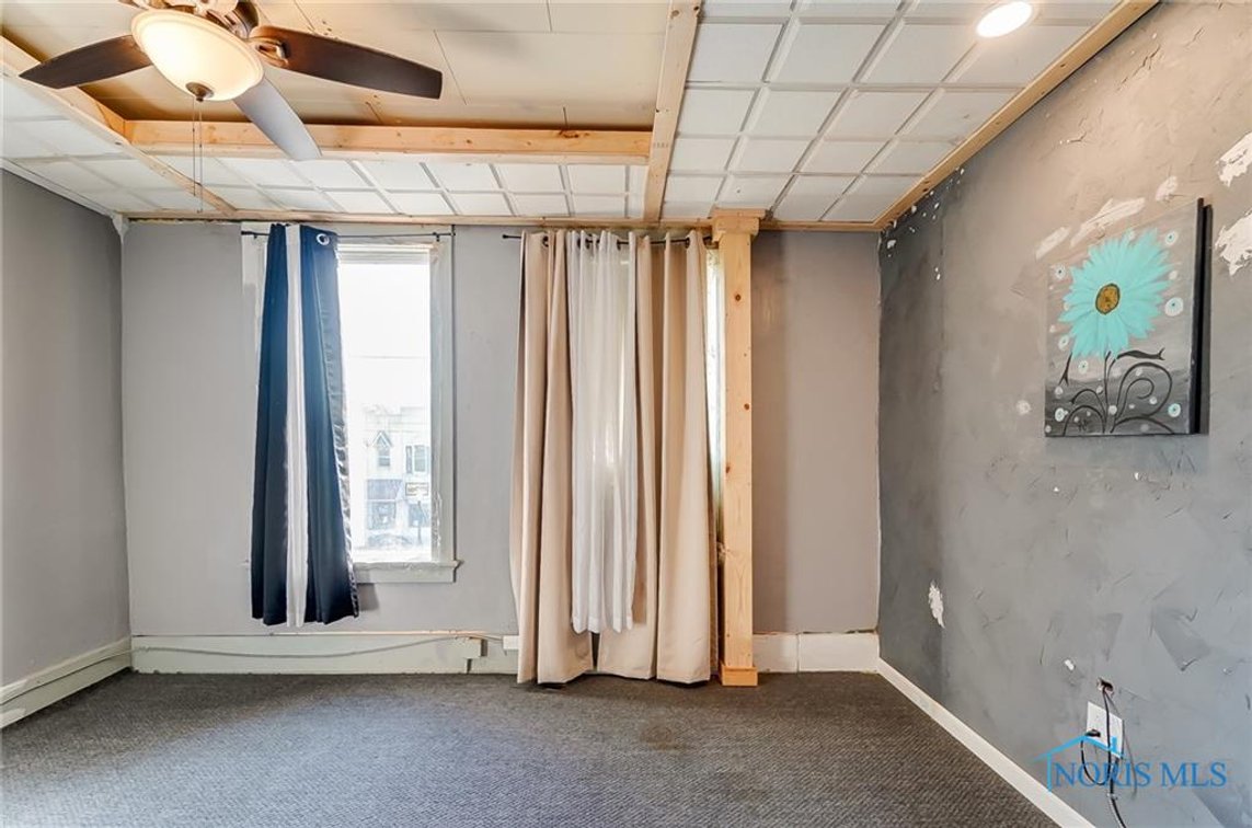 Image for MINIMUM BID AUCTION $99,000! 121 N Fulton St