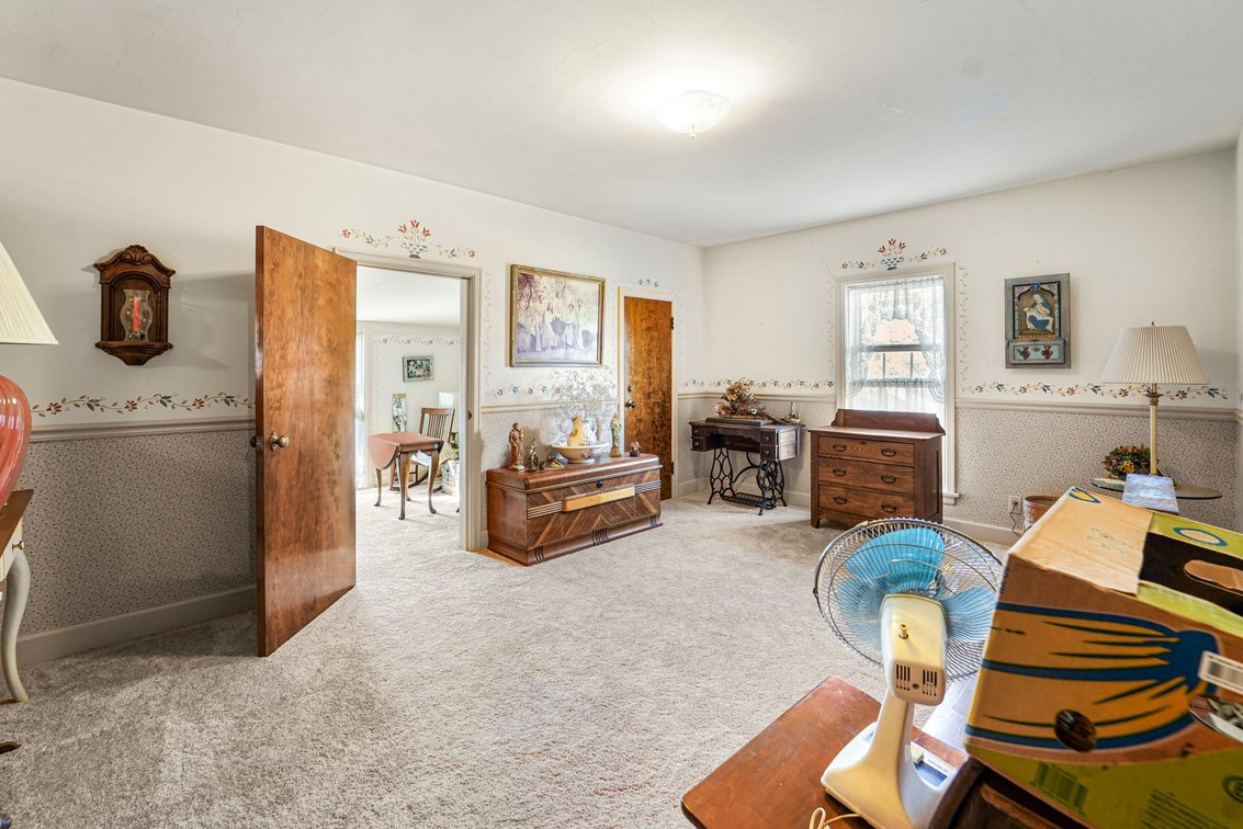 Image for MINIMUM BID AUCTION $900,000! 3133 Edgewood Rd