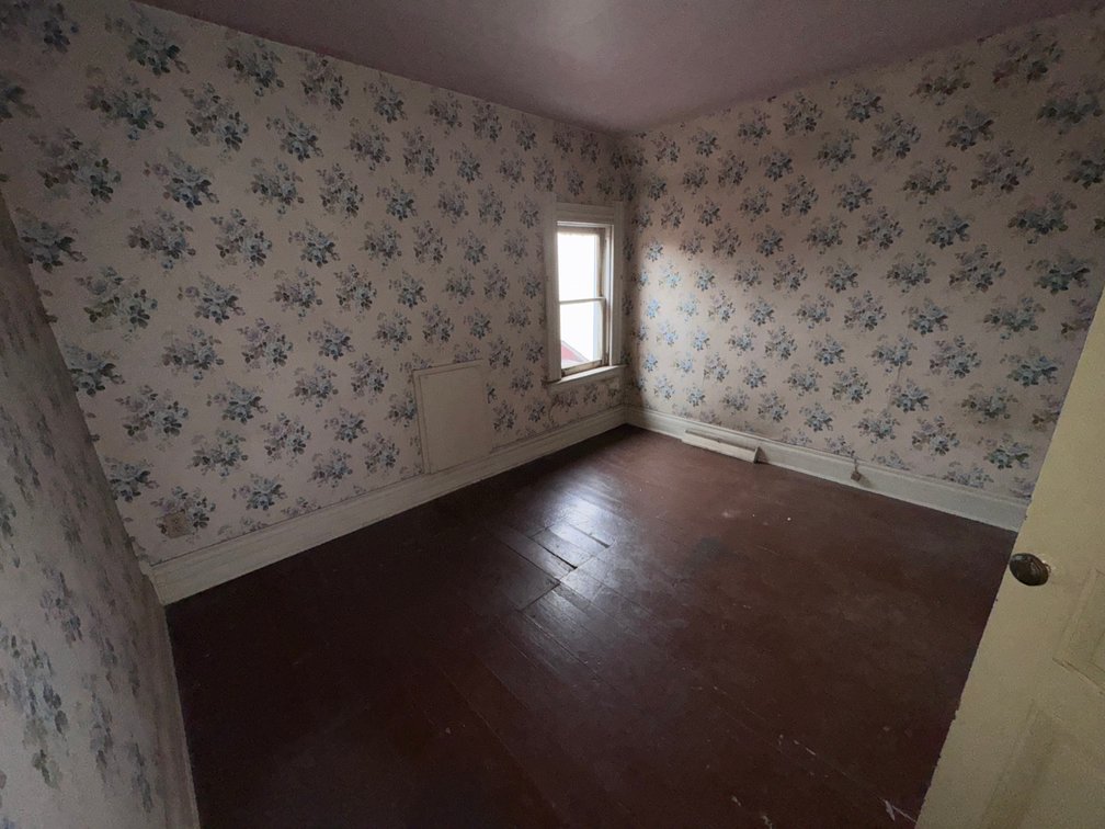 Image for SOLD PRIOR TO AUCTION! 728 E Broadway St