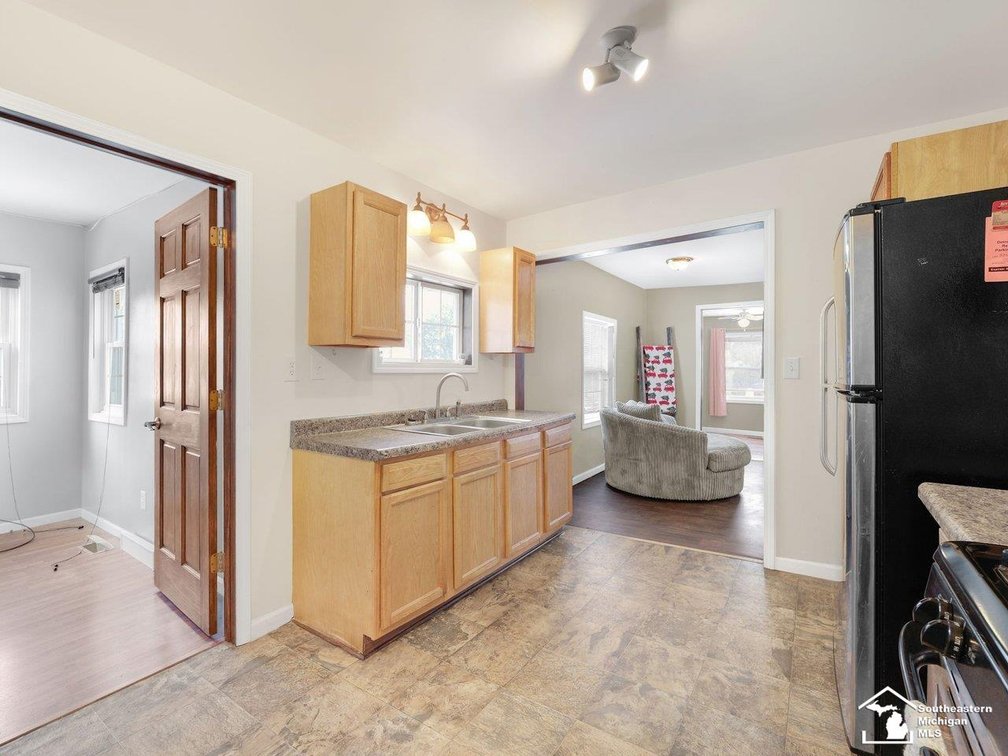 Image for MINIMUM BID AUCTION $89,000! 3362 5th Street