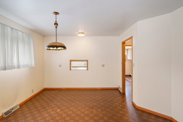 Image for MINIMUM BID AUCTION $119,000! 2909 111th St