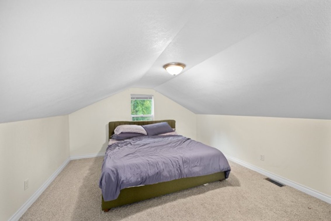 Image for MINIMUM BID AUCTION $119,000! 3157 Maplewood