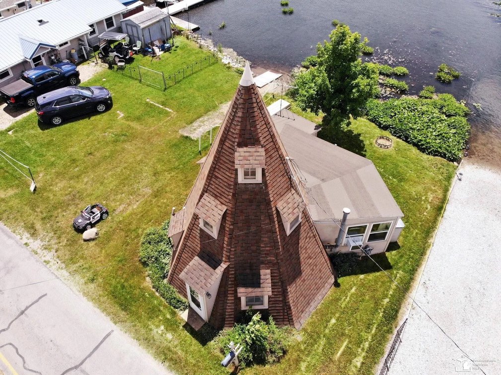 Image for ONLINE ONLY REAL ESTATE AUCTION! 2875 Round Lake Hwy